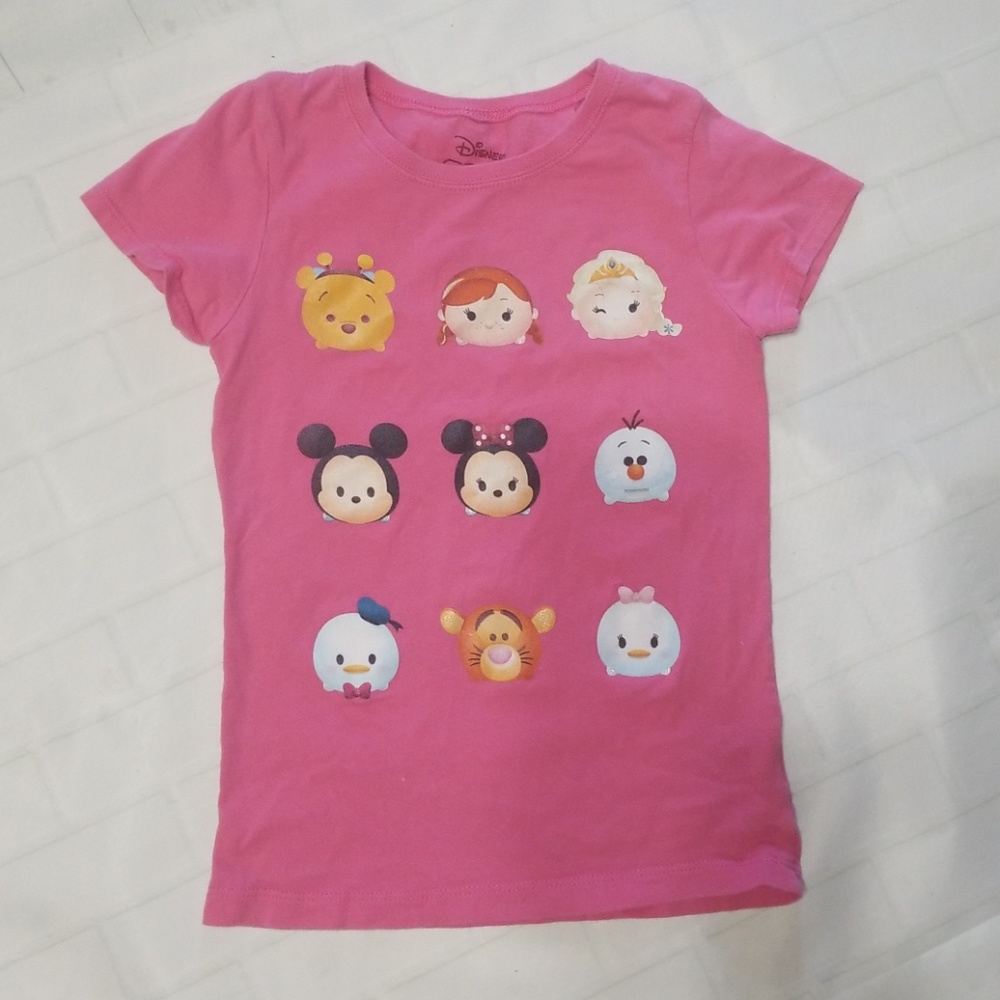 Girl's tsum tsum tshirt M